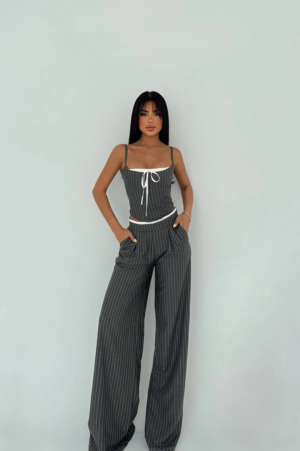 Gri Pantolonlu Takım XS