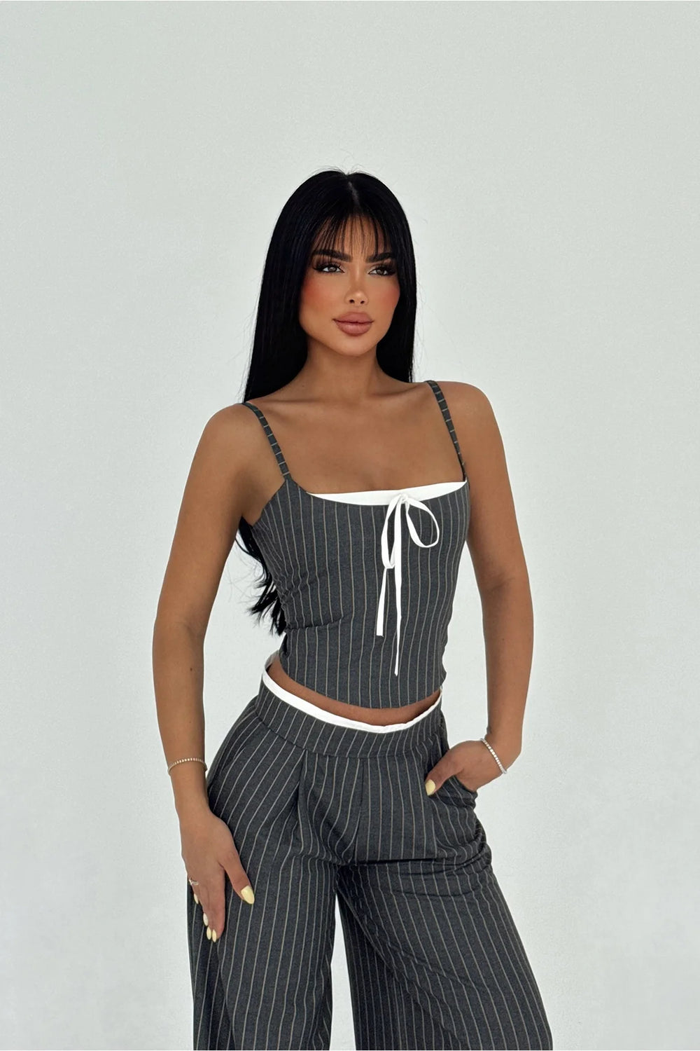 Gri Pantolonlu Takım XS