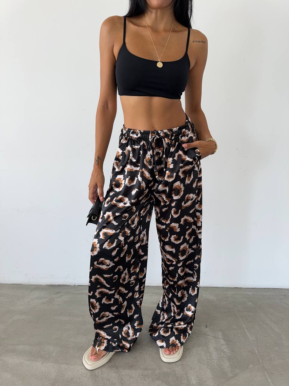 Beli Lastikli Saten Pantolon