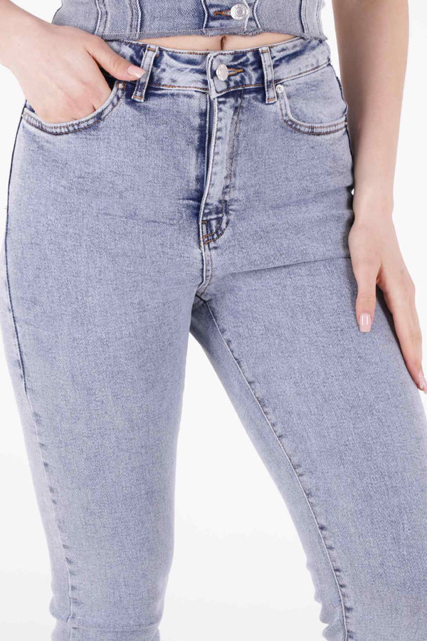 Yırtmaç Detaylı Düz Jean - Kar Yıkama Açık Mavi - (28-33) - 2