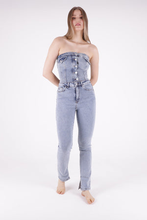 Yırtmaç Detaylı Düz Jean Kar Yıkama Açık Mavi