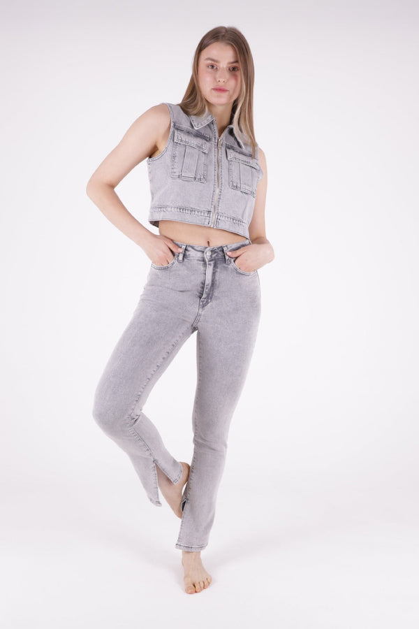Yırtmaç Detaylı Düz Jean Açık Gri Kar Yıkama