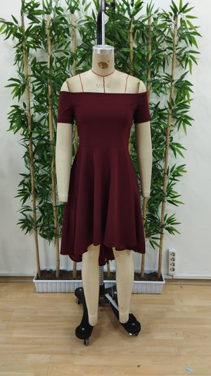 Rochie de damă din crep importat, cu mânecă scurtă, decolteu Madonna, scurtă în față și lungă în spate, 31251
