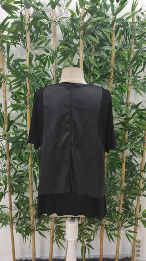 Kadın Kısa Kollu Yuvarlak Yaka Viskon Bluz + Kolsuz Fermuarlı çatlak Deri Yelek, 25347
