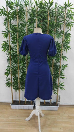 Rochie de damă din crep importat, cu mânecă scurtă, guler rotund și nasturi în față, 25392