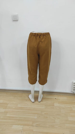 Kadın Beli Lastikli Düğme Ve Cep Detaylı Kapri Ithal Keten Pantolon , 25498