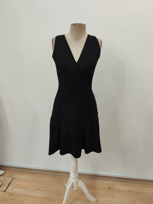Rochie de damă din crep strălucitor, cu guler înfășurat și volane, 27107