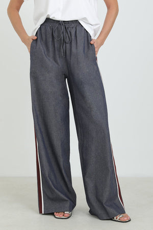 Kadın Denim Yanları Şerit Detaylı Pantolon - 32317PNT