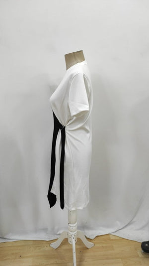 Rochie de damă cu mânecă scurtă, guler rotund și legături laterale, din modal bicolor, 26046