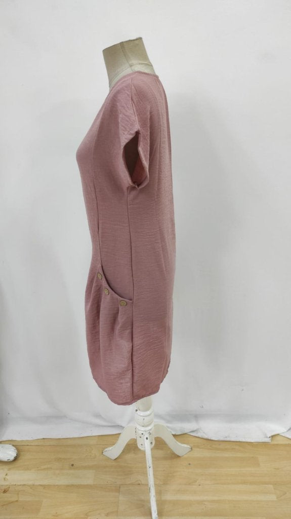 Rochie de damă din in importat, cu mânecă scurtă, decolteu deschis, închidere cu fermoar și detalii cu buzunare, 26301