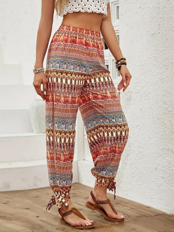 Pantaloni de damă din crep cu talie înaltă și șlițuri laterale, 34684