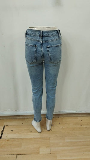 Kadın Açık Mavi Yırtık Mom Fit Kot Pantolon , 29313