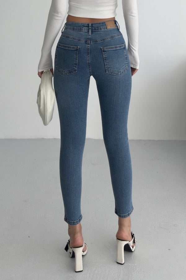 Blugi skinny 819