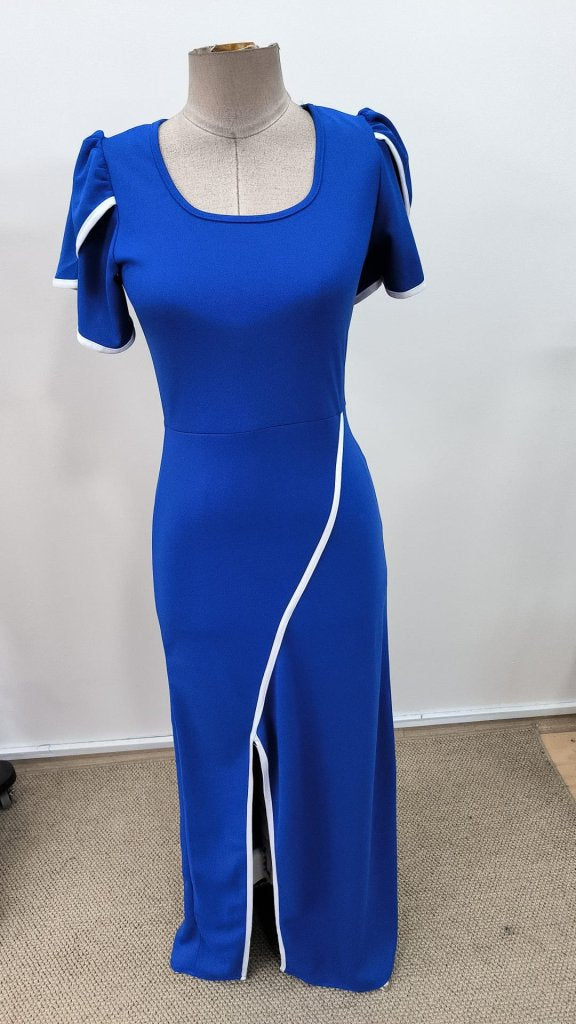 Rochie de damă din crep cu mânecă scurtă și decolteu pătrat, cu decupaj încrucișat în față, 31402