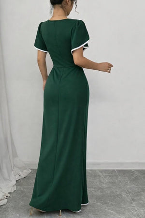 Rochie de damă din crep cu mânecă scurtă și decolteu pătrat, cu decupaj încrucișat în față, 31404
