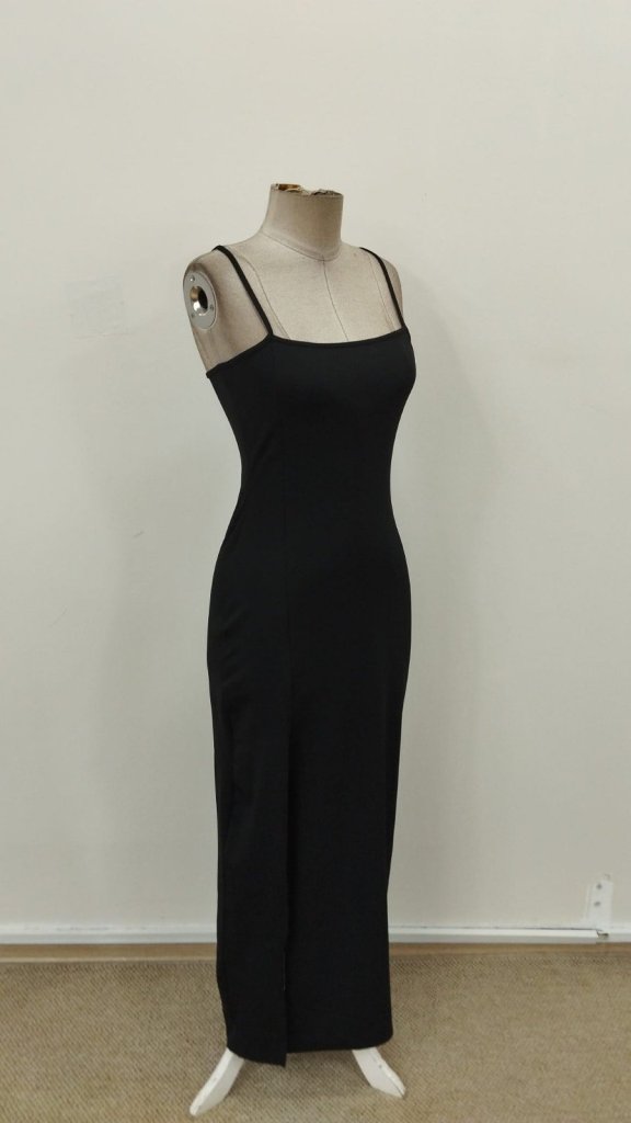 Rochie lungă de damă cu bretele, din material scuba și crăpătură laterală, 31563