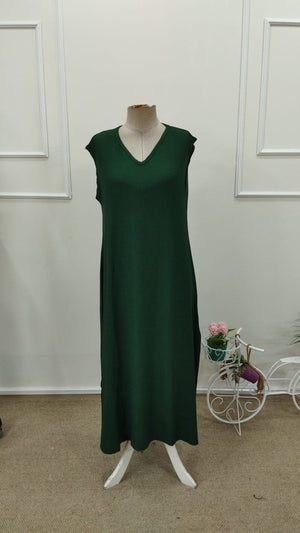 Rochie lungă cu bretele, decolteu în V și crăpături laterale, model creț, 31719
