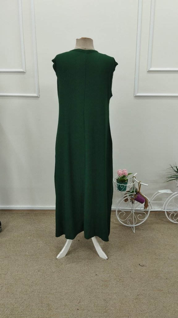 Rochie lungă cu bretele, decolteu în V și crăpături laterale, model creț, 31719