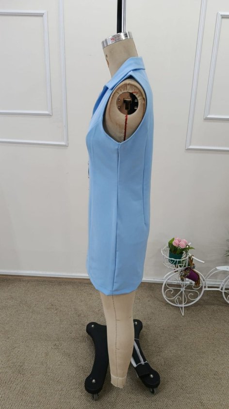 Rochie scurtă din satin pentru femei, cu guler, bretele și nasturi în față, 32549