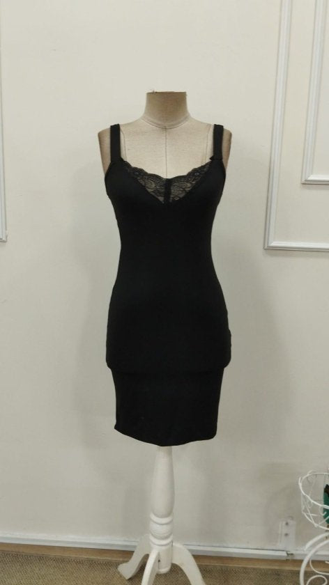 Rochie scurtă de damă din dantelă, cu bretele, decolteu în V și imprimeu floral, 32932