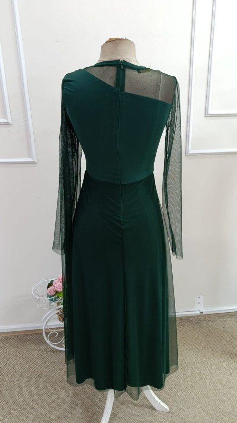 Rochie lungă de damă, culoare nisip, cu guler semi-rotund și detaliu din tul, 33666