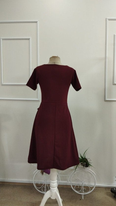 Rochie midi din crep importat, cu mânecă scurtă și guler rotund, pentru femei, cu detalii la buzunare, 33949