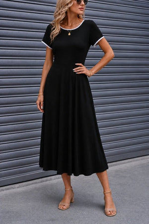 Kadın Kısa Kollu Yuvarlak Yakalı Beyaz şerit Detaylı Midi Viskon Elbise, 34404