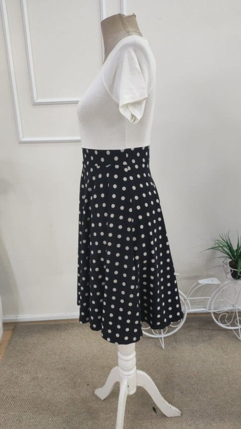 Rochie scurtă din crep tricotat cu buline și decolteu în V pentru femei, cu mânecă scurtă, 34697