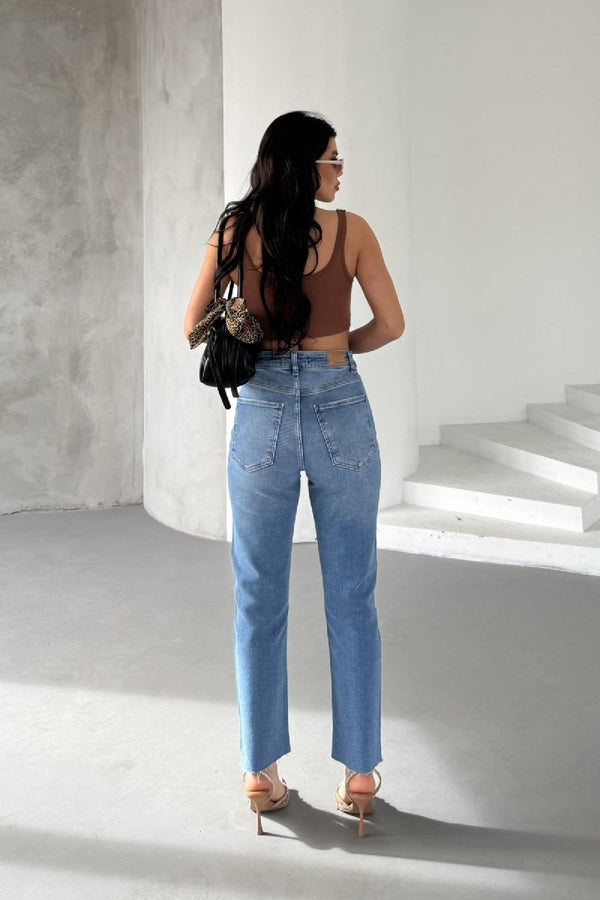 Mom Fit Kot Pantolon 1900 - Açık Mavi Kot - (26-31) - 3