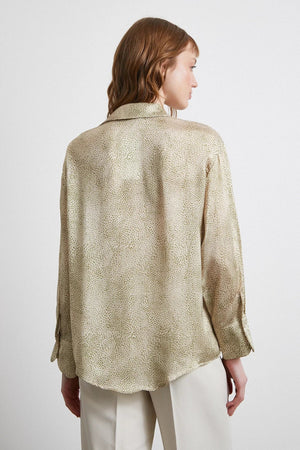 V Yaka Desenli Saten Gömlek - Yeşil
