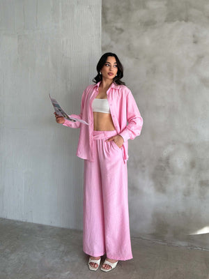 Pembe Çilek Gömlek Yırtmaçlı Pantolon Takım