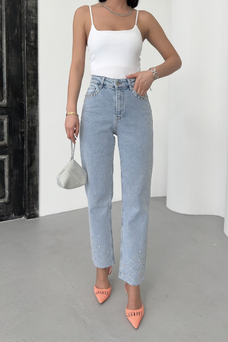 Taşlı Mom Fit Kot Pantolon Kar Yıkama Açık Mavi