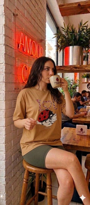 Tricou cu buburuză - Maro