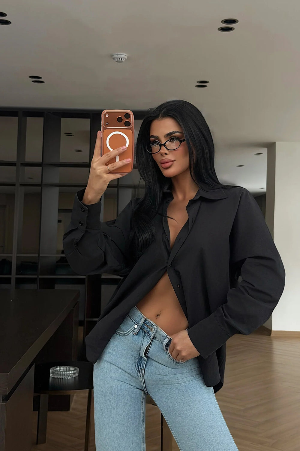 Siyah Önü Düğmeli Gömlek XS