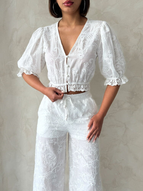 Fisto Detaylı Nakışlı Toptan Bluz   Krem