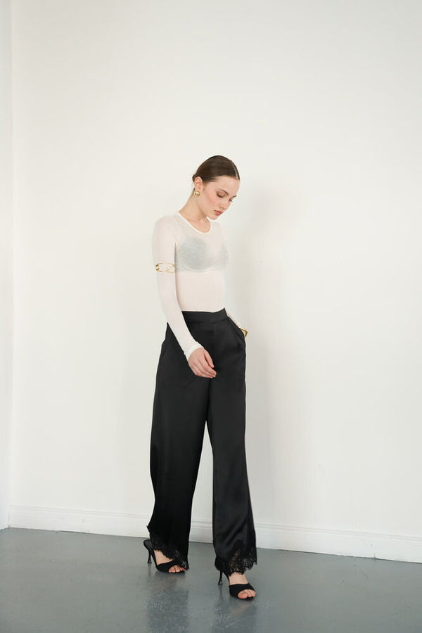 Pantaloni din satin cu tiv din dantelă, en-gros - Negri | D2969 - Topshow