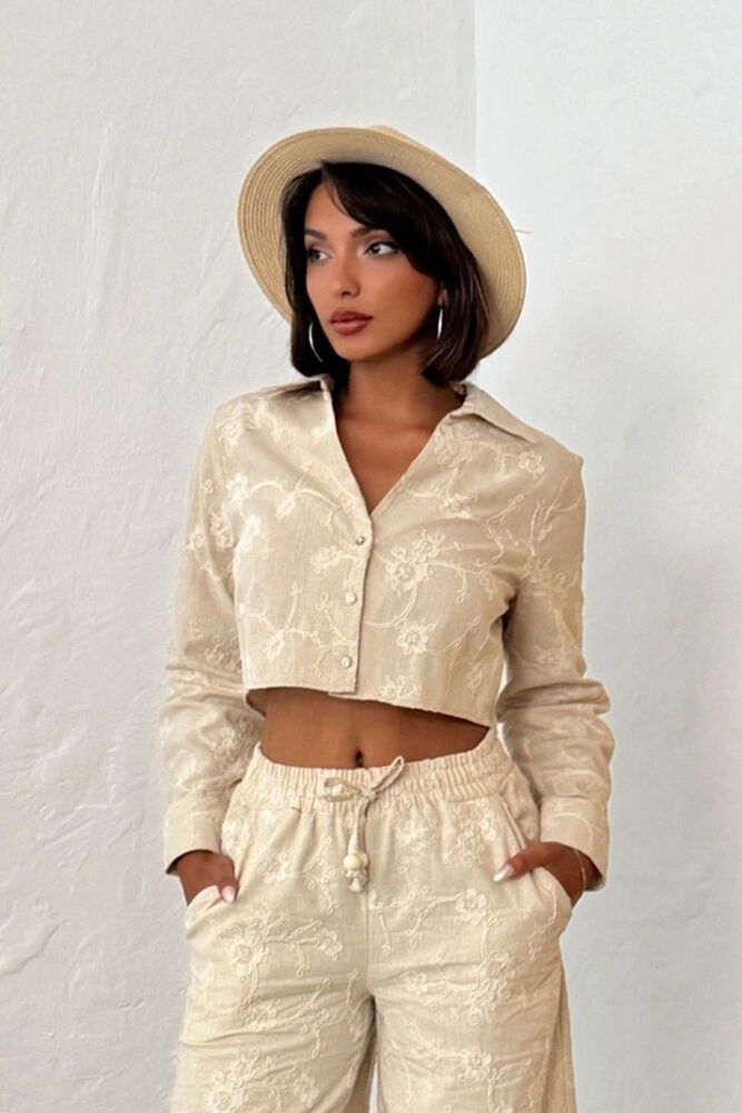 Süzüne Nakışlı Gömlek