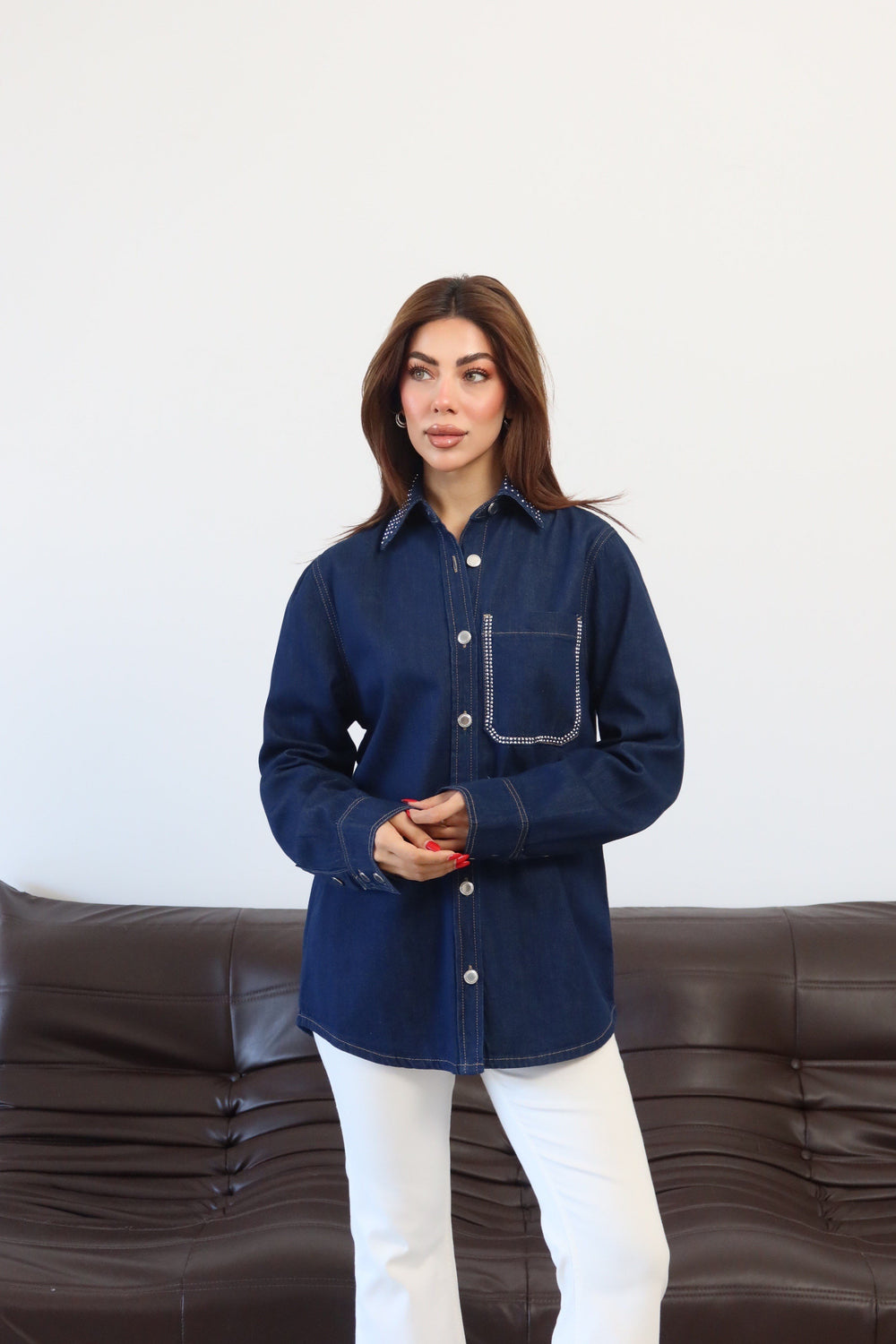 Kadın Yaka Cep Taş Detaylı Rinse Denim Gömlek