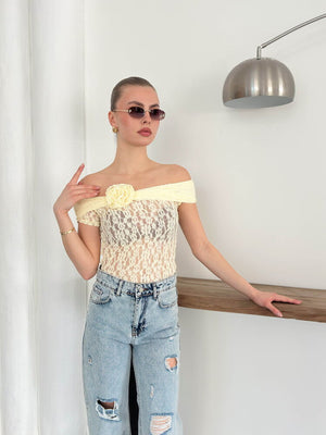 Gül Detaylı Dantel Bluz - Sarı - D2749 | Topshow