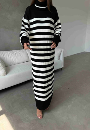 Rochie tricotată cu curea 1017 - Negru