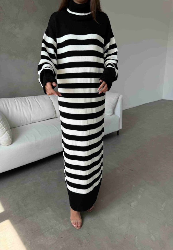 Rochie tricotată cu curea 1017 - Negru