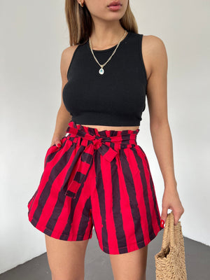 Rahat Kesim Beli Büzgülü Cepli Şort