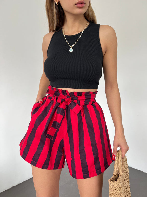 Rahat Kesim Beli Büzgülü Cepli Şort