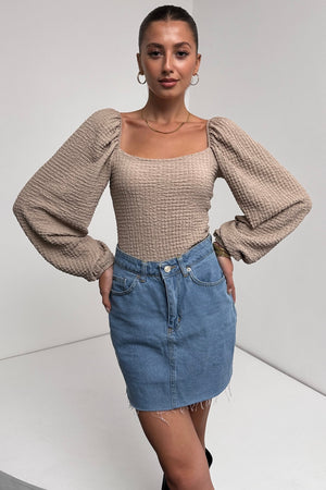 Kare Yaka Balon Kol Bluz