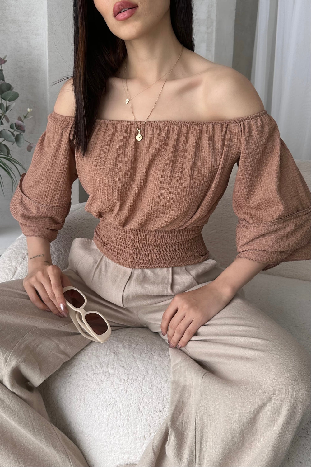 Madonna Yaka Gipeli Bluz