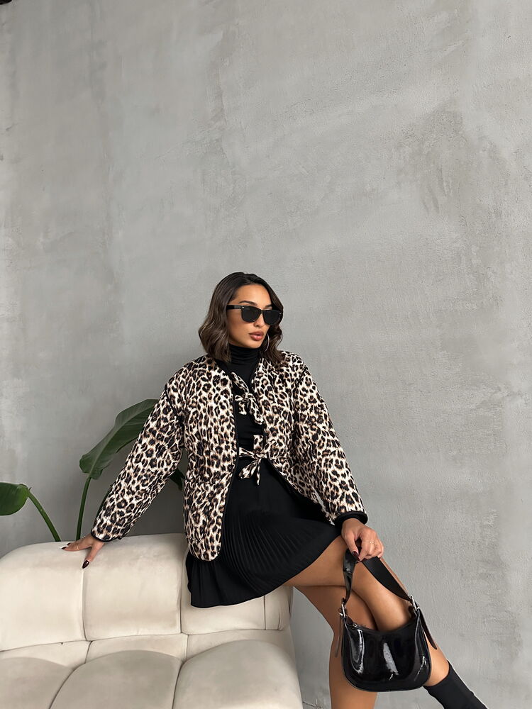 Kapitone Önden Bağlamalı Toptan Ceket