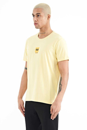 Tommylife Toptan Bert O Yaka Standart Kalıp Baskılı Erkek T-Shirt 88210 Sarı