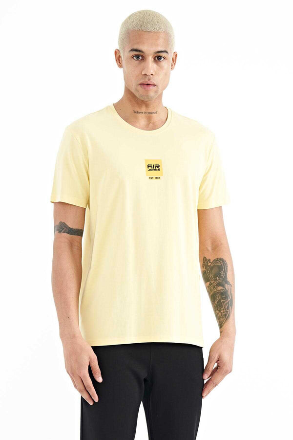 Tommylife Toptan Bert O Yaka Standart Kalıp Baskılı Erkek T-Shirt 88210 Sarı