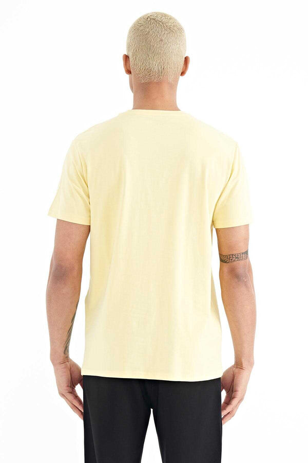 Tommylife Toptan Bert O Yaka Standart Kalıp Baskılı Erkek T-Shirt 88210 Sarı