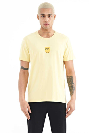 Tommylife Toptan Bert O Yaka Standart Kalıp Baskılı Erkek T-Shirt 88210 Sarı